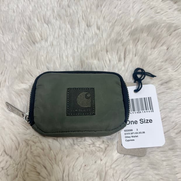 칼하트윕 / 오틀리 월렛