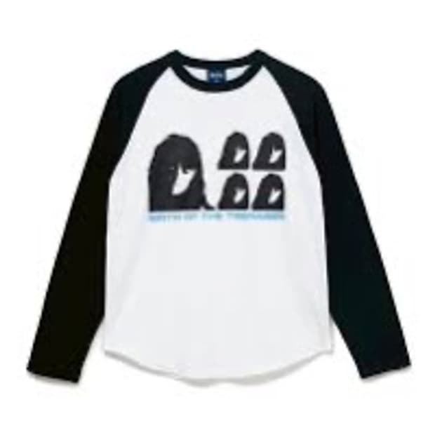 Bott disc raglan L/S tee 코르티스 식케이착용
