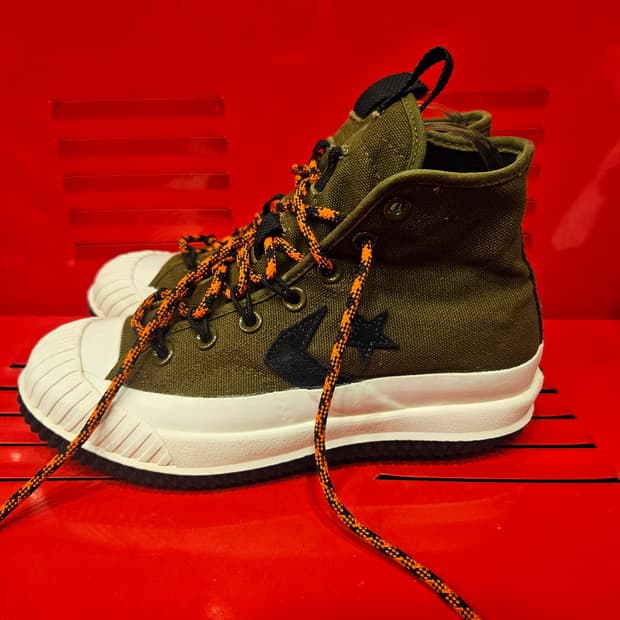 (거의새상품)컨버스 보쉬 Mc 설플러스 스니커즈 230size