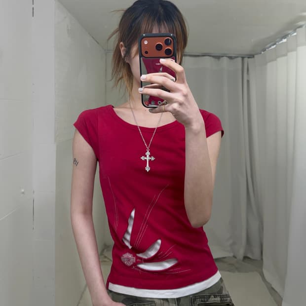 할리데이비슨 컷아웃 디테일 마젠타 핑크 딱붙 크롭 반팔티셔츠