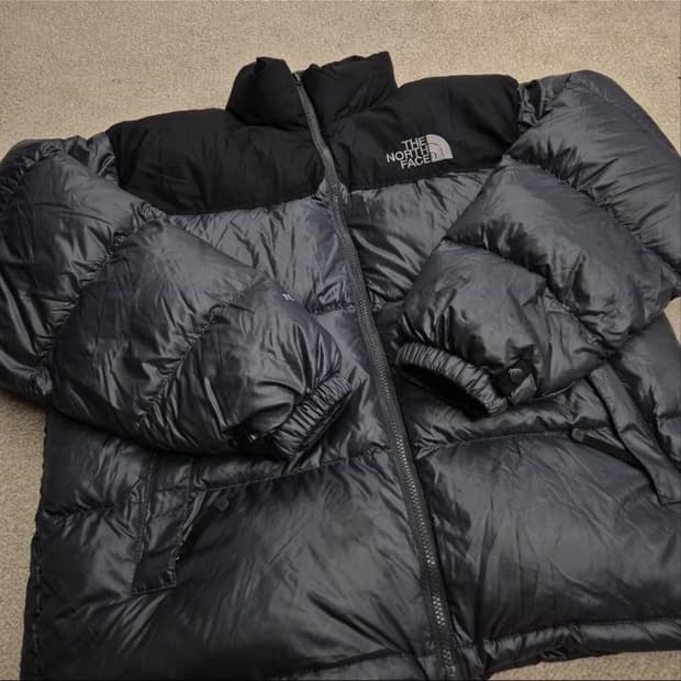 [정품/100, 블랙+그레이] 노스페이스 눕시 700 패딩 B7