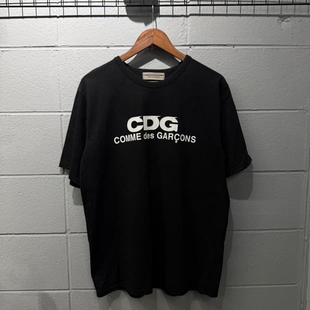 꼼데가르송 CDG 반팔