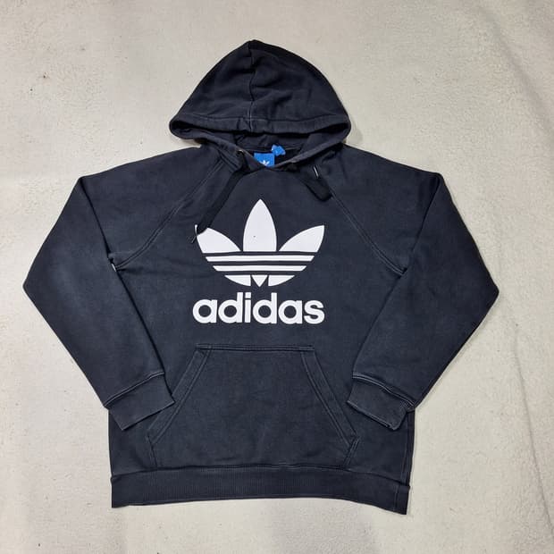 아디다스  후드티105