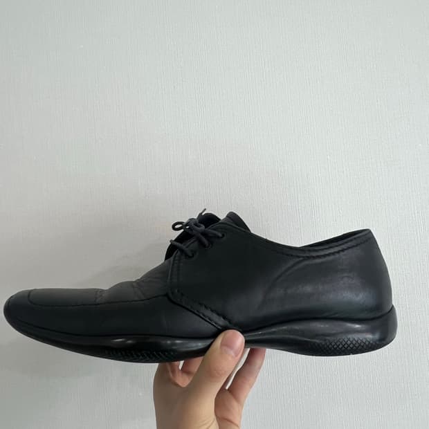 프라다 스포츠 더비