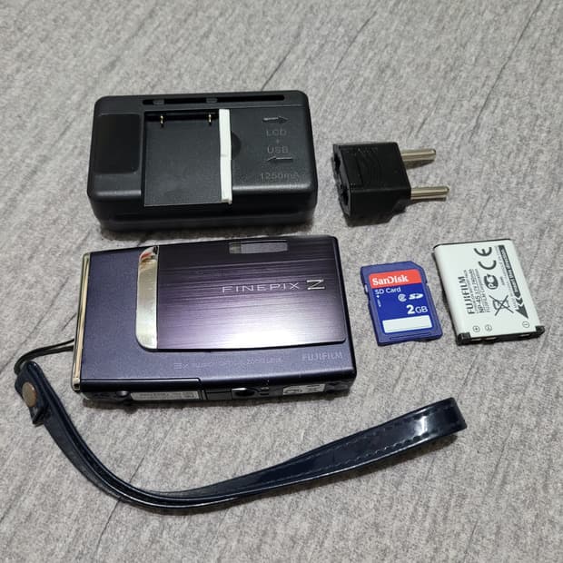 후지 FinePix Z10fd 디지털 카메라