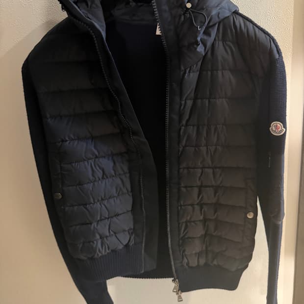 몽클레어 니트 후드패딩