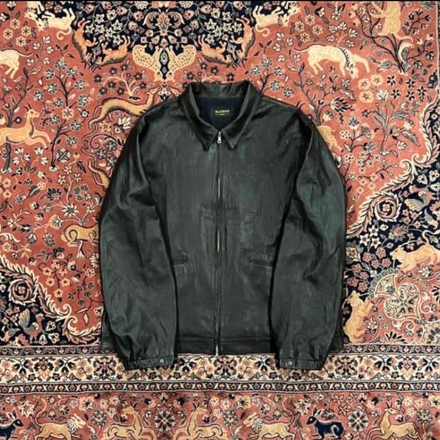 [구매] 느린양반 x 블랙아웃 스포츠 레더 자켓 (m)