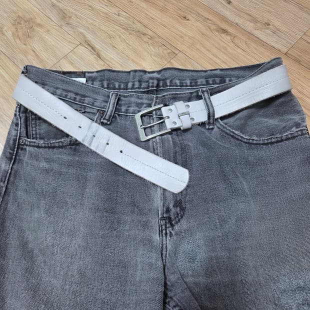 빈티지 화이트 벨트