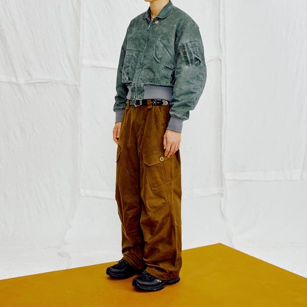 PIGMENT WASHING BOMBER JACKET