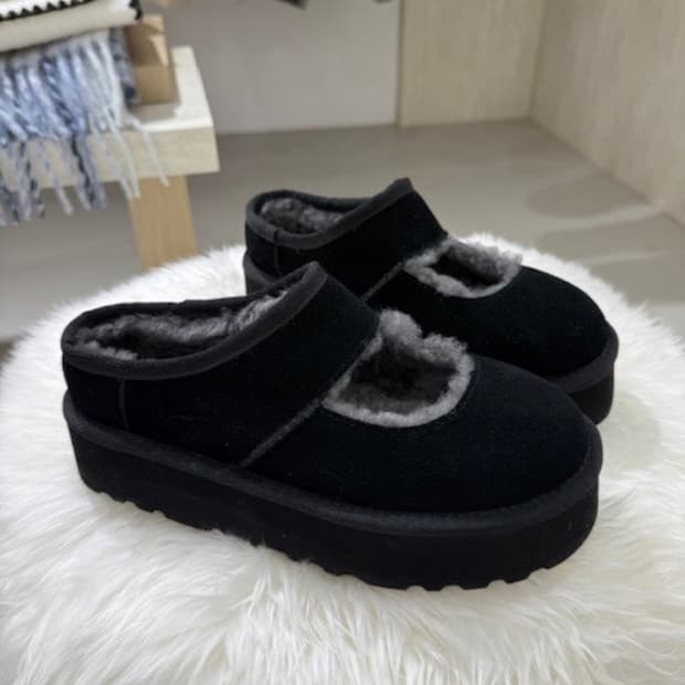 UGG 오즈라나 메리제인 새상품 7사이즈(235-240)