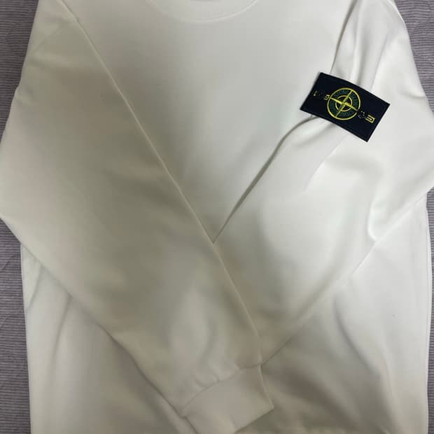 스톤아일랜드 맨투맨