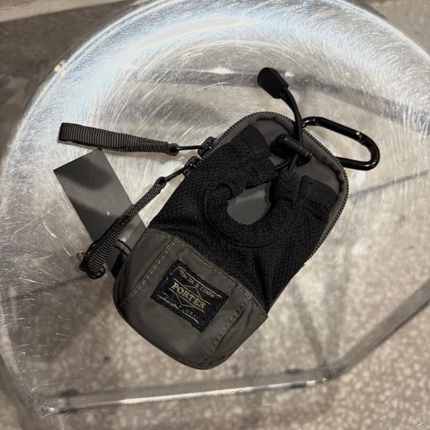 Porter drive pouch