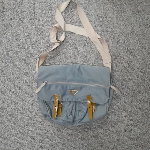 빈티지 프라다 스타일 크로스가방