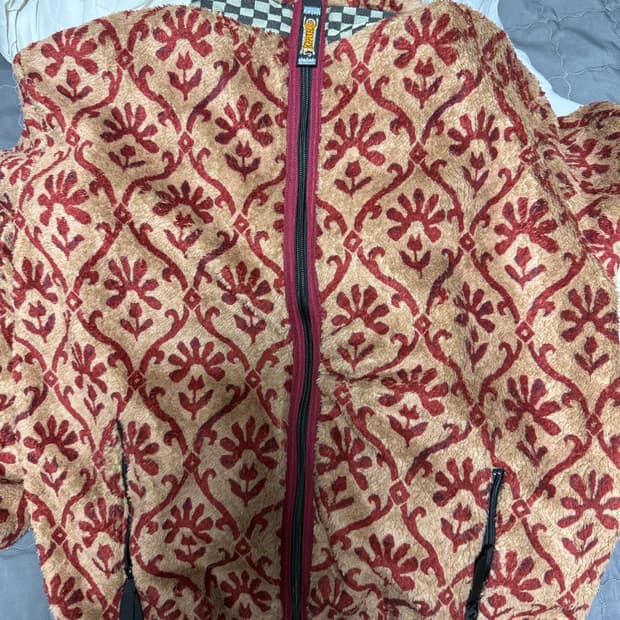 캐피탈 요세미티 패턴 플리스 4사이즈 