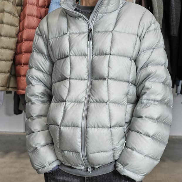 999휴머니티 패딩 그레이 1차리오더