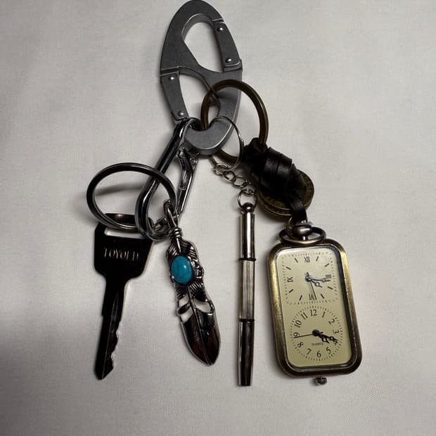 새상품 빈티지 시계 & 깃털 키링 Handmade Keyring