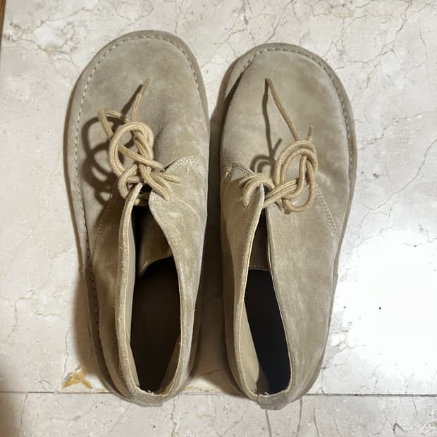 아모멘토는 아니고 자라 신발 