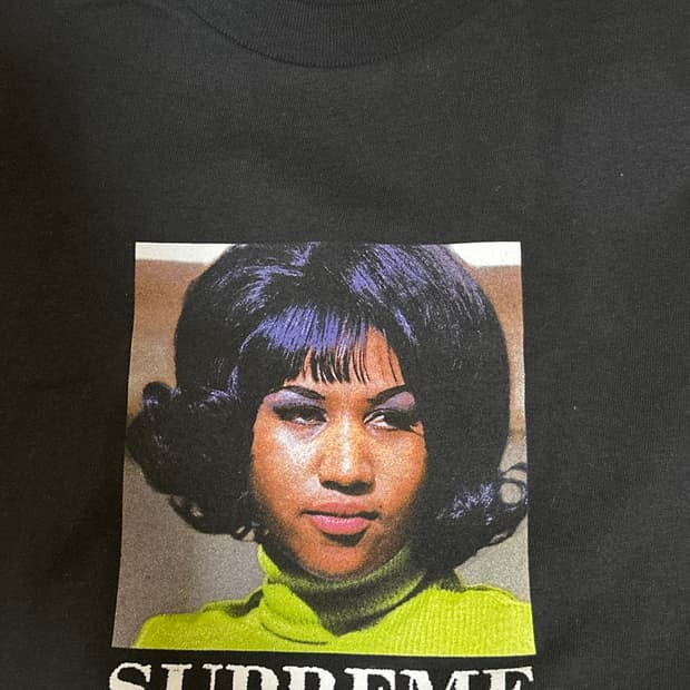 슈프림 아레사 티셔츠 블랙 - 26SS