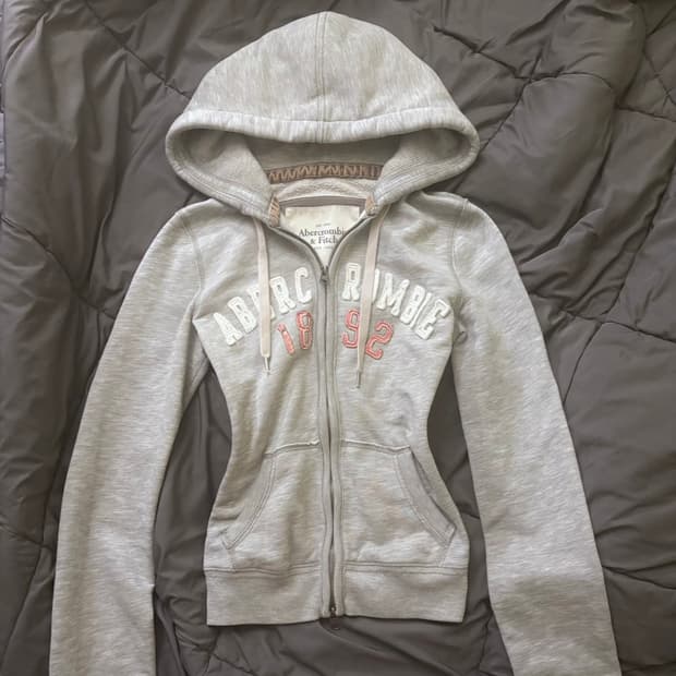 유일매물 대대장 아베크롬비 딱붙핏 후드집업 s 멜란지 그레이