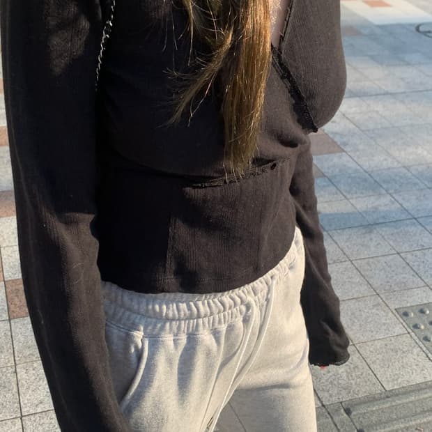 타낫 cotton wrap frill t shirt 랩 티셔츠 블랙