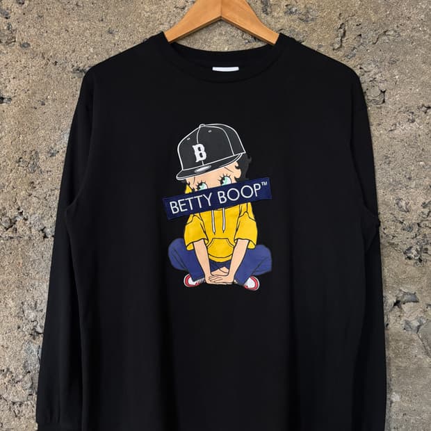 Betty Boop 블랙 롱슬리브 티셔츠