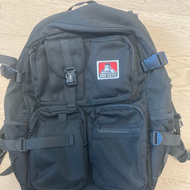 벤 데이비스 백팩입니다