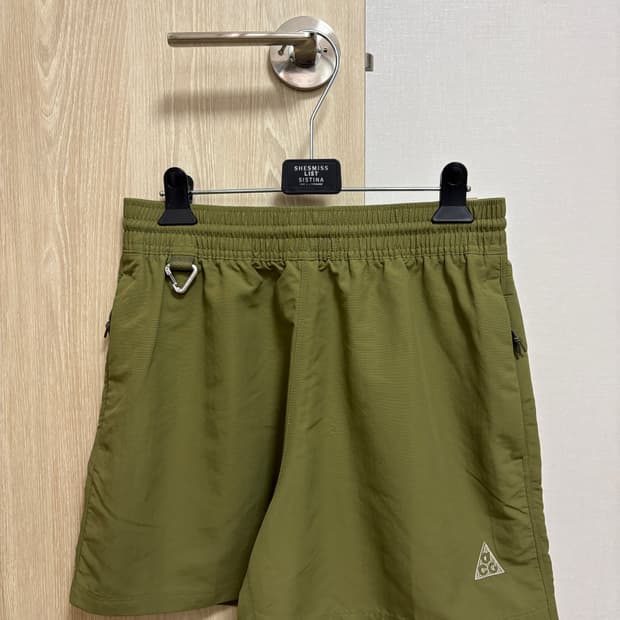 (새상품) 우먼스 나이키 ACG 쇼츠 S