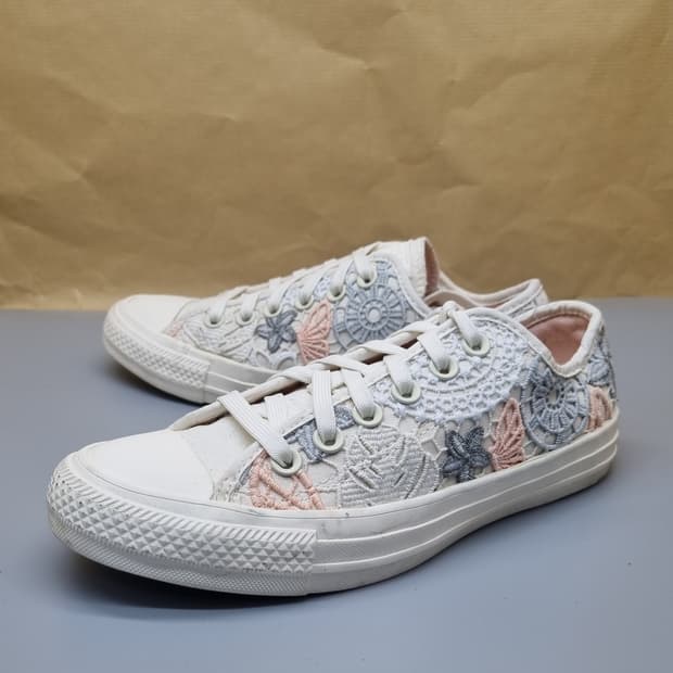 컨버스 올스타 버터플라이 스니커즈 235