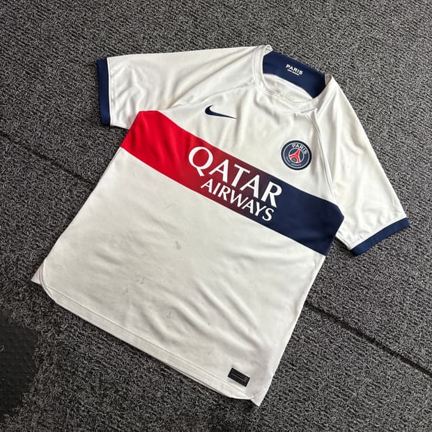 나이키 파리 생제르맹 23-24 어웨이 스타디움 셔츠 3959