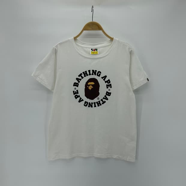 [BAPE] 베이프 레이디스 사루로고 프린팅 반팔티셔츠