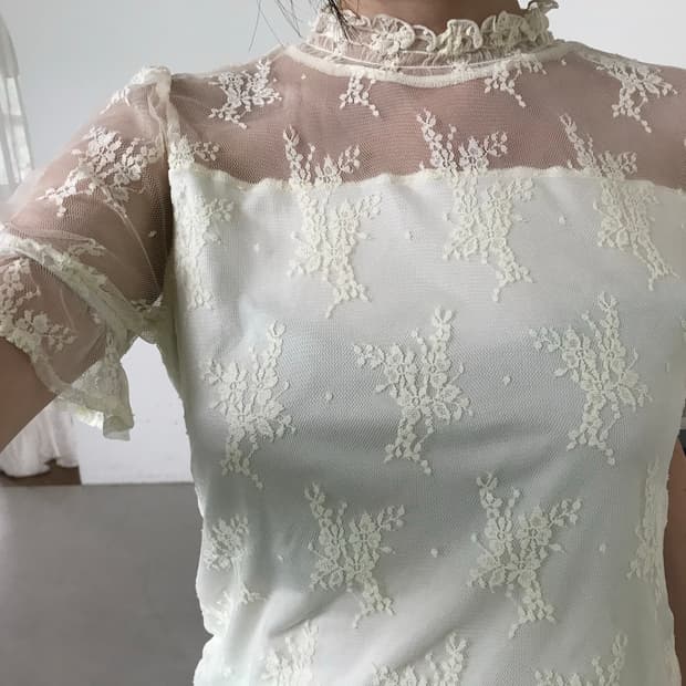  vintage ivory lace top