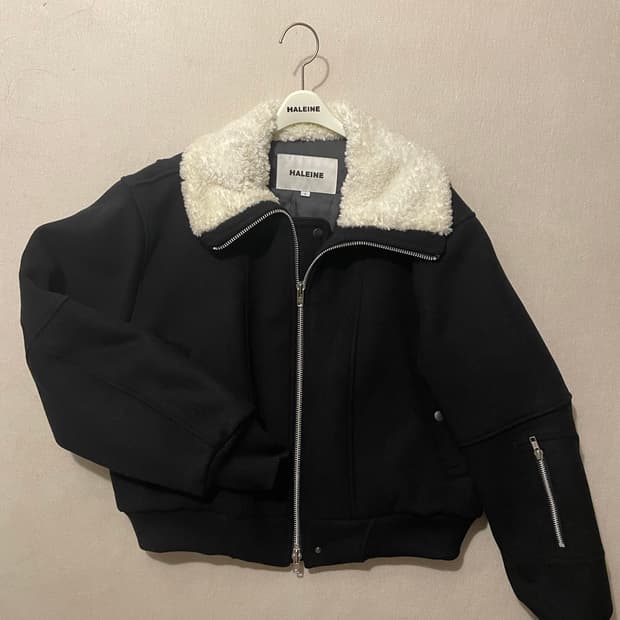 알렌느] 하이넥 크롭드 울 블루종 블랙 1사이즈