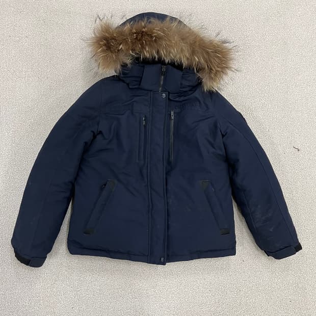 [S] 게스 덕다운 라쿤털 후드 숏 패딩 점퍼 0105M1