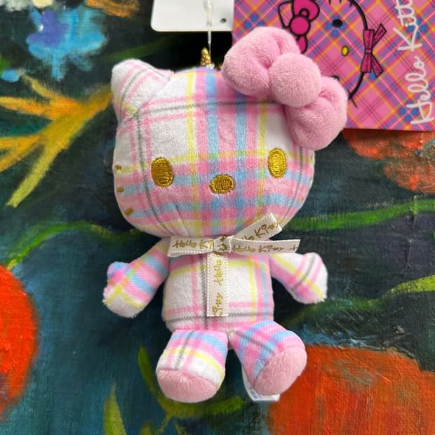 HELLO KITTY KEYRING 헬로 키티 체크무늬 키링