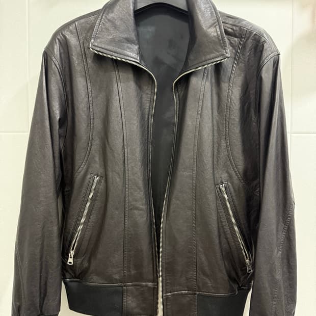 홀리선 23SS 가죽자켓 (s size)