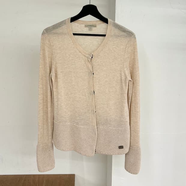 버버리 베이지 니트 가디건 