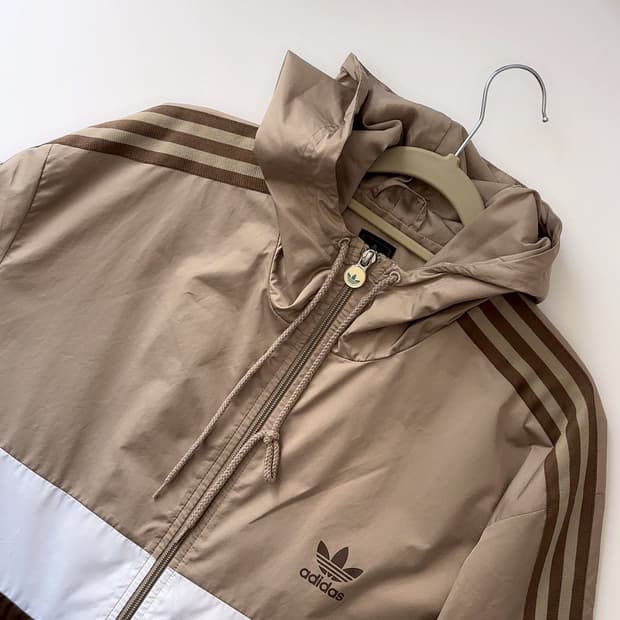 아디다스 바람막이 L