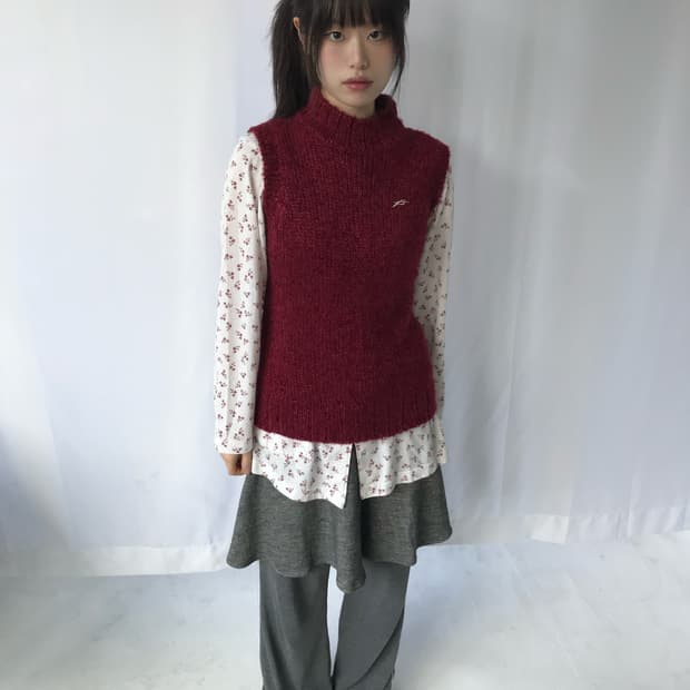 레드 니트 베스트