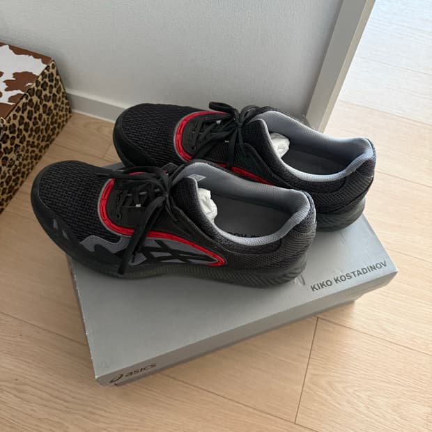 [285] 아식스 키코코스타디노브 젤 글라이드라이트 3 그레이파이트그레이