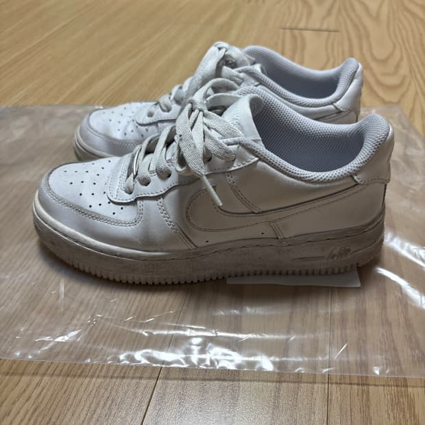235 / 상태 아주 좋음 / 나이키 에어포스 DH2920 올백