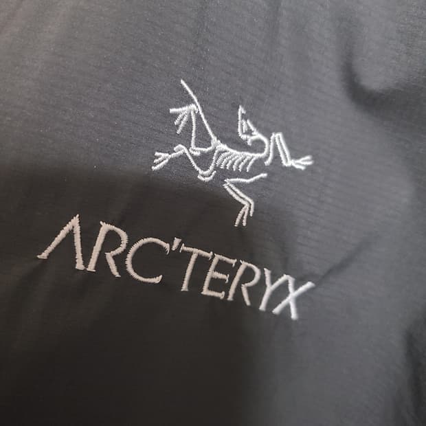 아크테릭스 빔즈 아톰 후디