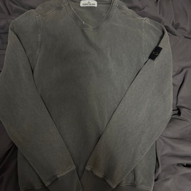 (백화점판,정품) 스톤아일랜드 올리브 맨투맨 M