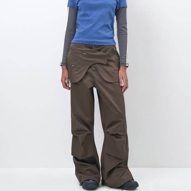 파르티멘토 우먼 레이어드 파라슈트 팬츠_브라운