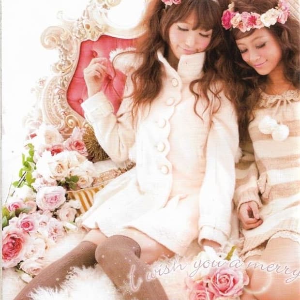 히메갸루 라떼갸루 랜박 리즈리사 엑시즈팜 트랄라라 니트 양산형 빈티지