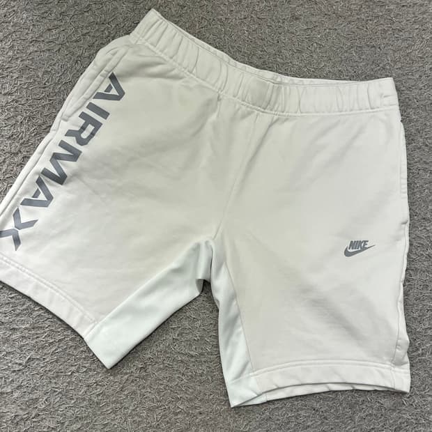 [100-105] 나이키 반바지