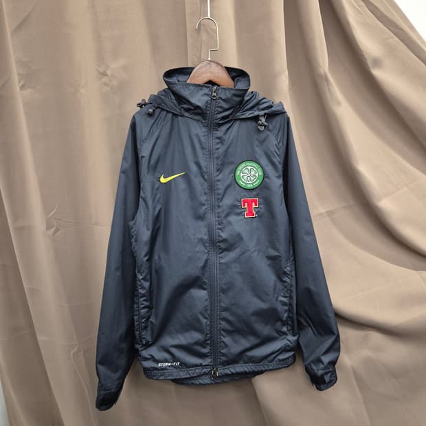 나이키 셀틱 풋볼 바람막이 XS