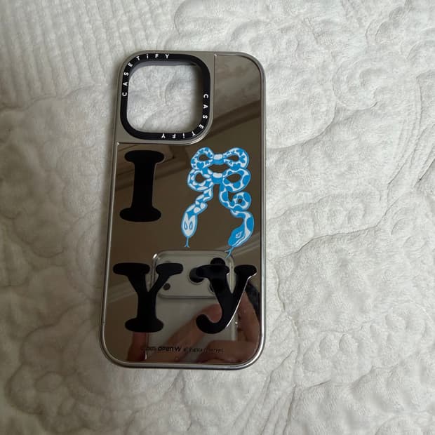 아이폰 16pro 오픈와이와이 케이스