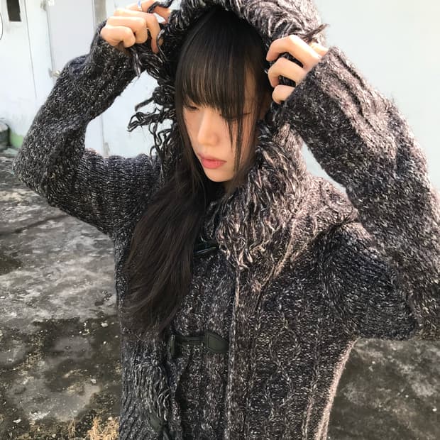 윈터 프린지 니트