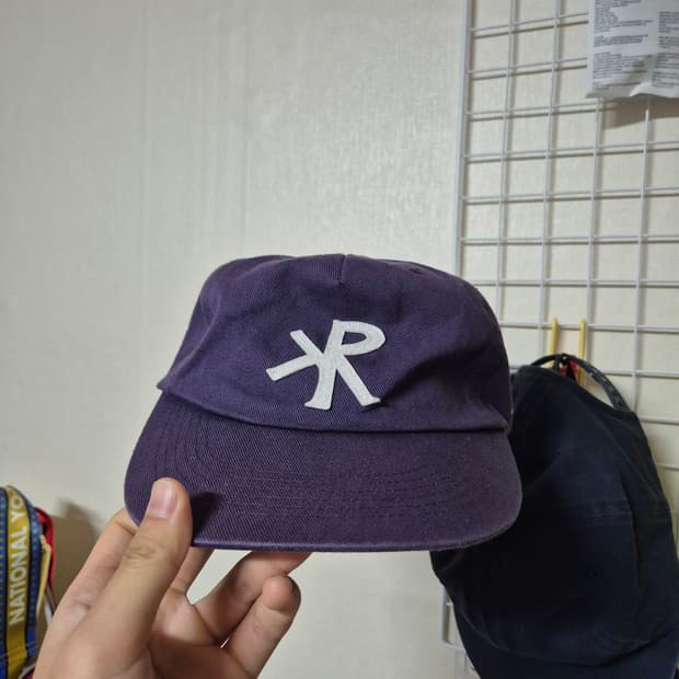 크래커하우스 모자