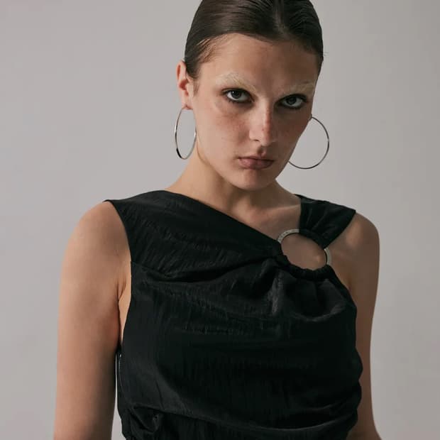 트리밍버드 메탈 로고 슬리브리스